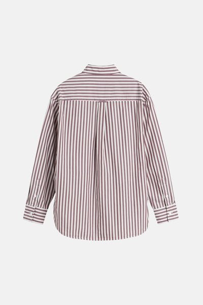 Chemise à manches longues rose rayée, de Levi's®, vue de dos, avec des plis au milieu.
