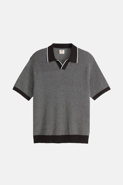 Zwart poloshirt met korte mouwen van Levi's, in een getextureerd, gespikkeld breisel, met contrasterende biesjes.