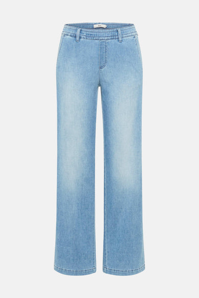 Jean large en denim bleu clair de BRAX, coupe ample à taille élastique.