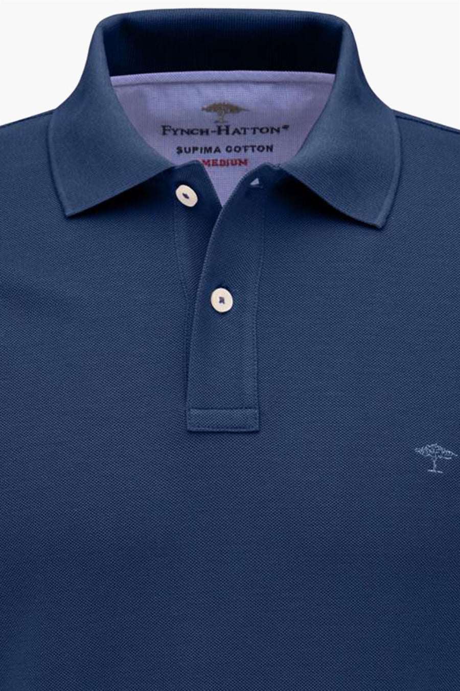 Blauw poloshirt van Fynch-Hatton met zichtbare knopen en een klein geborduurd boomlogo.