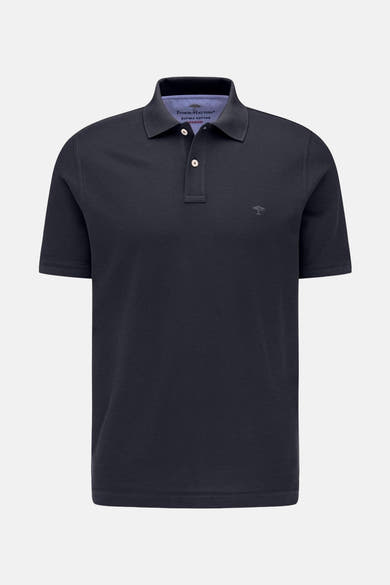 Donkerblauw poloshirt met korte mouwen van Fynch-Hatton met een knoopsluiting met twee knopen en een discreet logo.