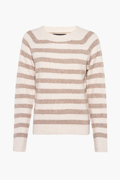 Pull à col rond beige de VERO MODA, avec des rayures horizontales marron clair.