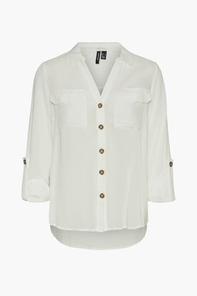 Chemisier blanc à manches longues de VERO MODA, avec des poches à rabat et une patte de boutonnage.