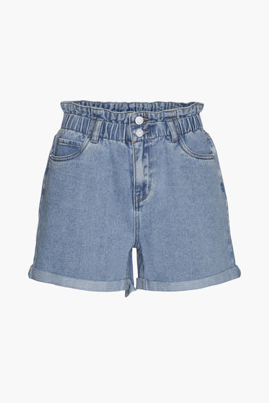 Short en jean bleu clair de VERO MODA, avec une taille élastique et des ourlets revers.