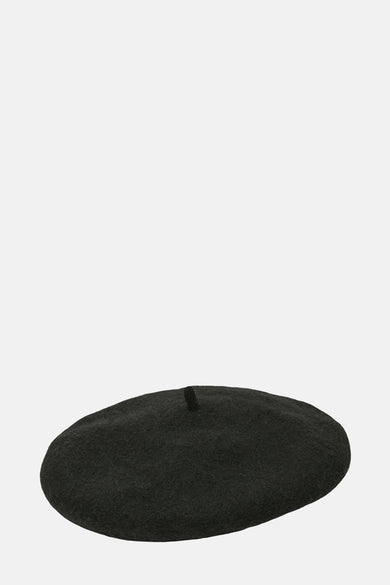 Zwarte baret van VERO MODA van viltwol, met een klein detail bovenop.