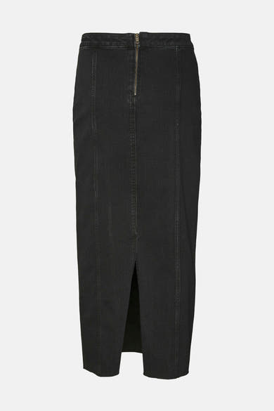 Zwarte lange spijkerrok van VERO MODA®, met ritssluiting en split aan de voorkant.