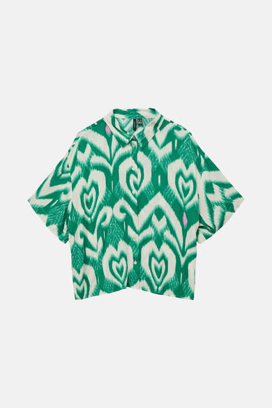 Groen overhemd met korte mouwen van Vero Moda, met abstract hartpatroon.