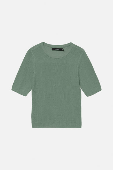 Rondearmurkent groen VERO MODA, met een geperste tricottext en korte mouwen.