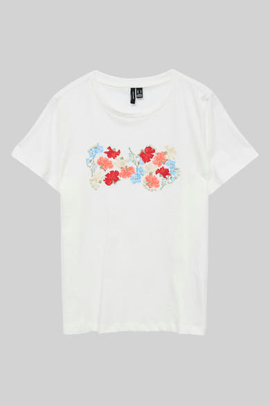 Wit T-shirt met korte mouwen van Vero Moda, versierd met geborduurde bloemen en decoratieve kralen.