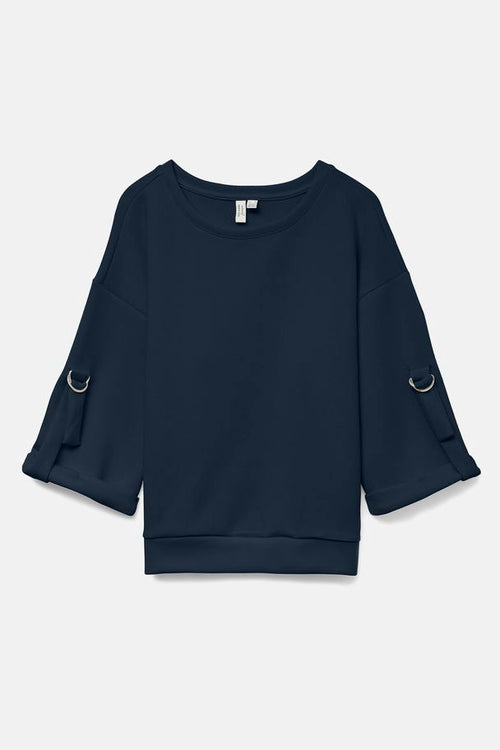 Sweat bleu de VERO MODA avec manches trois-quarts à anneaux décoratifs métalliques.