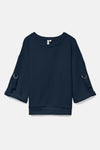Sweat bleu de VERO MODA avec manches trois-quarts à anneaux décoratifs métalliques.