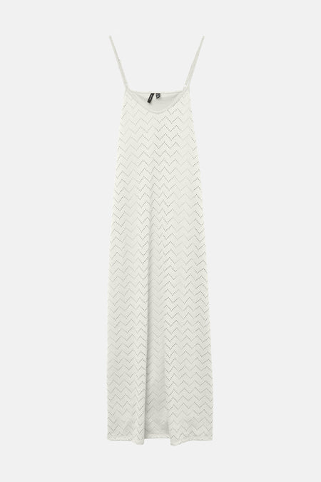 Lange witte jurk van VERO MODA, met een opengewerkt zigzagpatroon op een effen achtergrond.