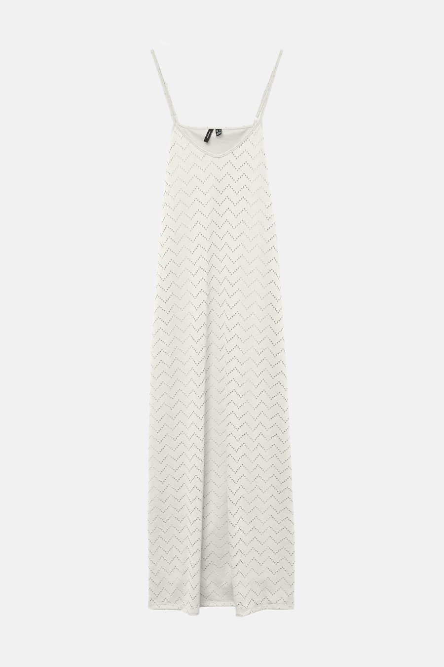 Lange witte jurk van VERO MODA, met een opengewerkt zigzagpatroon op een effen achtergrond.