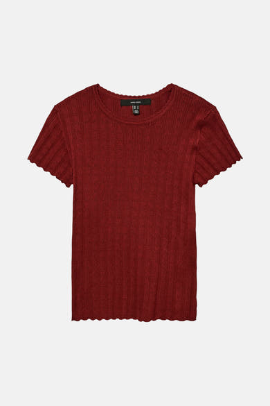 T-shirt rouge à manches courtes de VERO MODA, en maille côtelée avec motif ajouré.