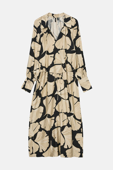Multikleed met lange mouwen van VERO MODA, met een patroon van beige en zwarte bladeren.