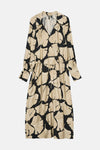 Multikleed met lange mouwen van VERO MODA, met een patroon van beige en zwarte bladeren.