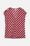 T-shirt rouge à rayures blanches de Vero Moda, avec encolure en V.