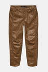Cognac imitatielederen broek van VERO MODA, met voorzakken en zichtbare naad.