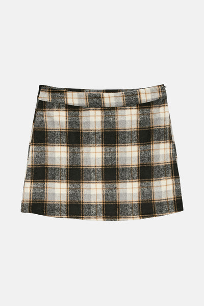 Jupe courte à carreaux de VERO MODA® en motif tartan noir, beige et blanc.