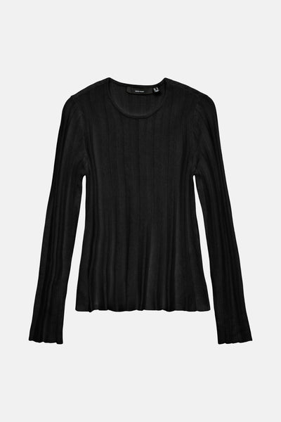 Pull noir à col rond de Vero Moda, en maille côtelée avec des manches longues évasées.
