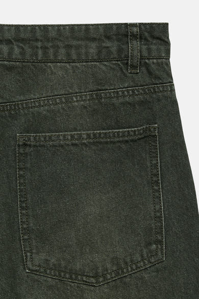 Gekleurde groene jeans van Vero Moda, met een vierkante achterzak en stikseldetails.