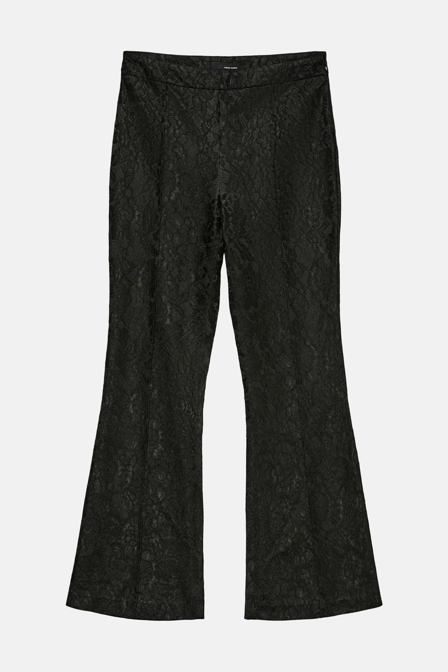 Zwarte kanten broek van VERO MODA, met uitlopende pijpen en verticale naden.