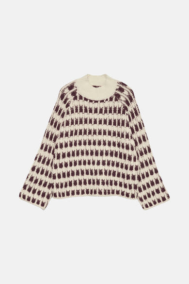 Multikleurige trui van VERO MODA, met bordeauxrood ruitpatroon op een crèmekleurige achtergrond, in een getextureerd breisel.