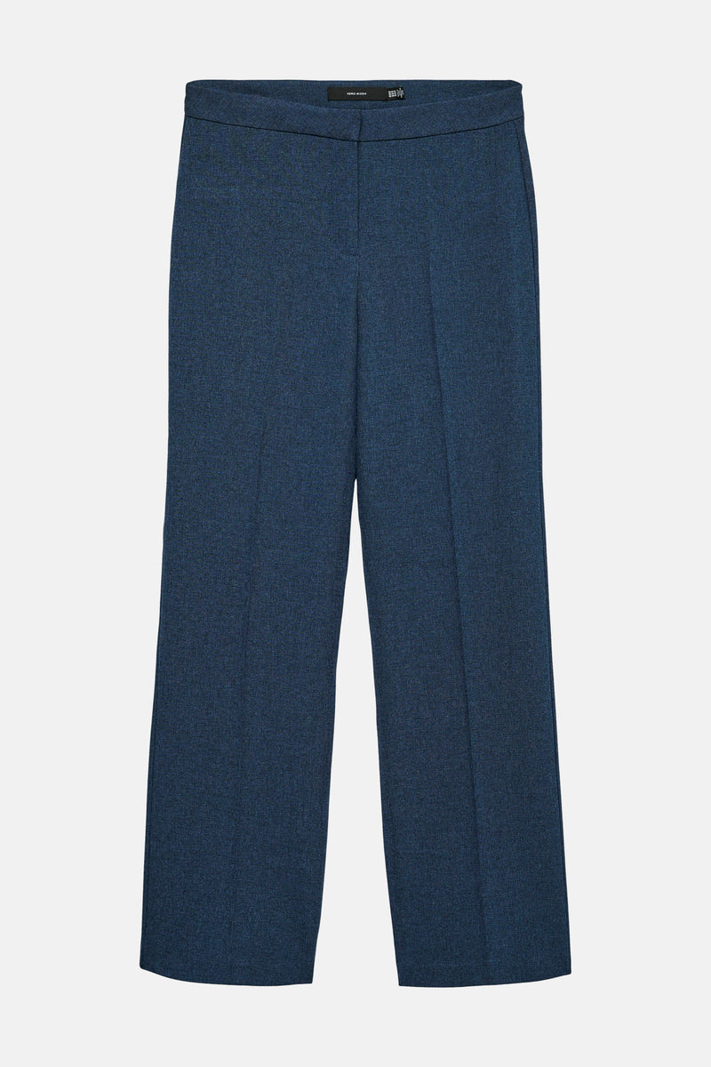 Pantalon de costume bleu par VERO MODA, avec une coupe droite et des plis marqués.

