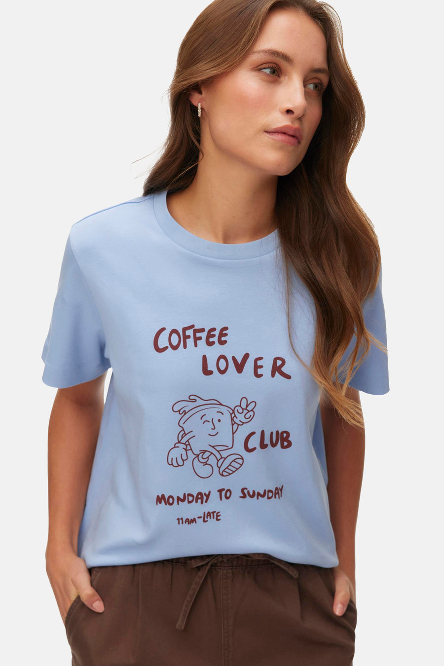 T-shirt à manches courtes bleu de VERO MODA, avec un motif imprimé sur le devant.