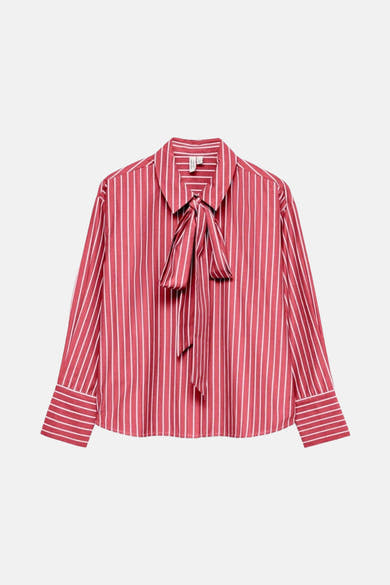 Rozijde chemisier met lange mouwen van Vero Moda, met een decoratieve knoop aan de hals.