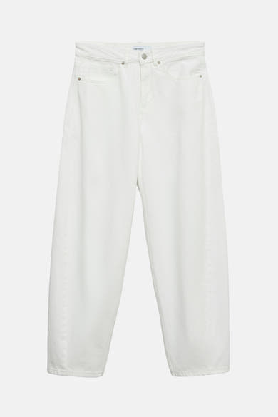 Jean blanc en denim de VERO MODA, coupe ample avec poches et détails argentés.