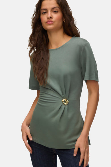 T-shirt - Laurel Wreath