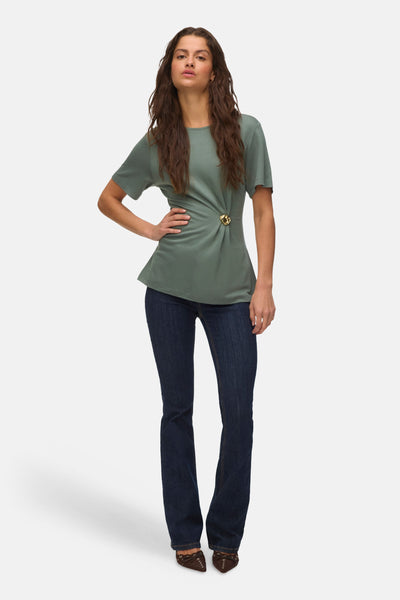 T-shirt - Laurel Wreath