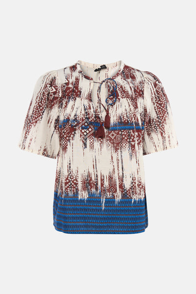 Multikleurig blouse met korte mouwen van VERO MODA, bedrukt met bruine en blauwe abstracte patronen, met kwastjes.