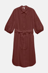 Robe marron de VERO MODA®, avec manches trois-quarts bouffantes et détails ajourés brodés.