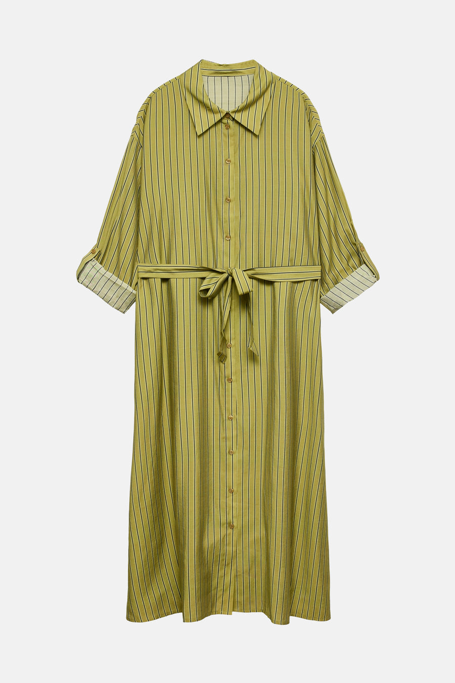 Robe vert rayé à manches courtes de Vero Moda, avec ceinture nouée et patte de boutonnage.