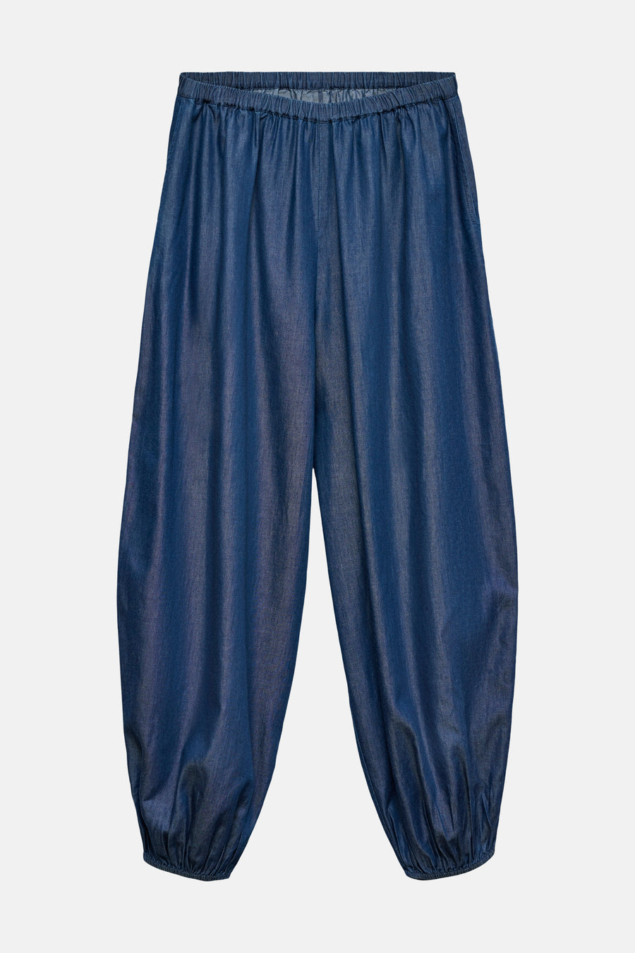 Wijdvallende blauwe broek van VERO MODA, met elastische taille en enkels, van lichte denim.