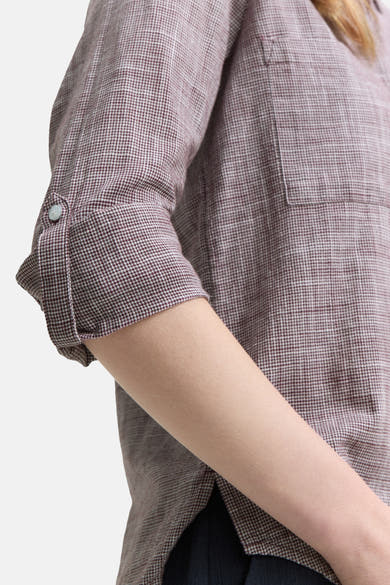 Bordeaux chemisier met lange mouzen Tom Tomor, karo patroon, zichtbare borstzak.