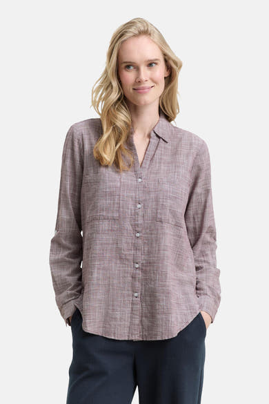 Bordeaux gestroken chemise met lange mouwen, door Tom Tailor, met borstpoches en een klassieke collar.