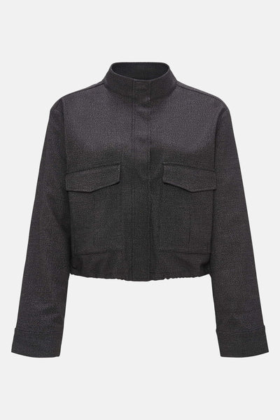 Veste courte noire de OPUS avec poches plaquées et texture mouchetée.