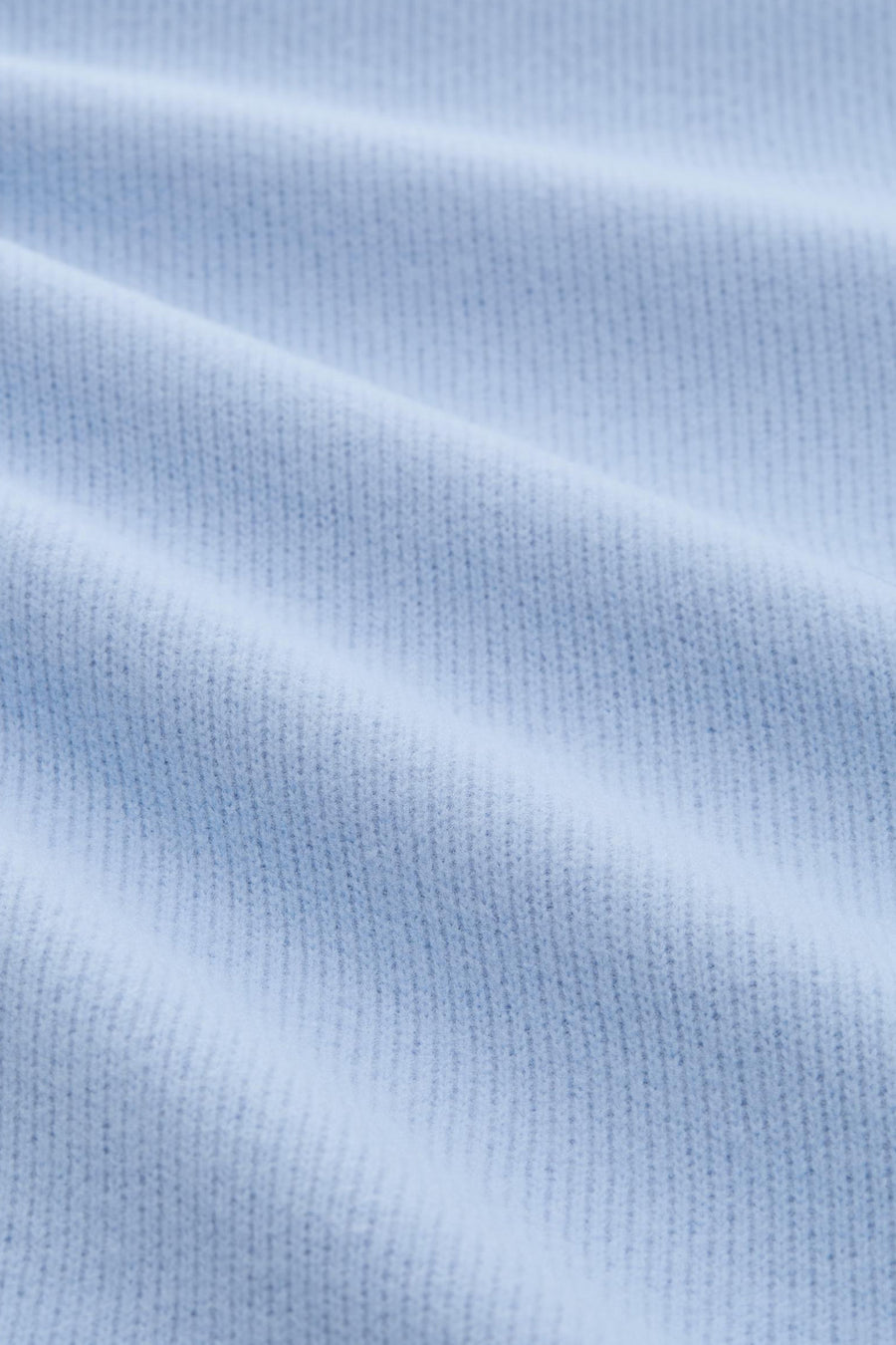 Ronde hals trui blauw van Tom Tailor, in fijne brei met een zachte textuur en subtiele plooien.