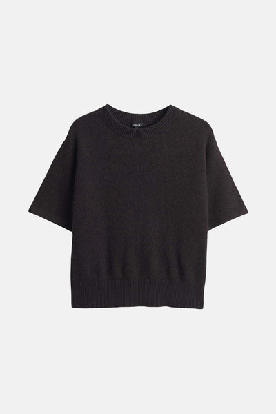 Pull marron par OPUS, à manches courtes et texture légèrement chinée.