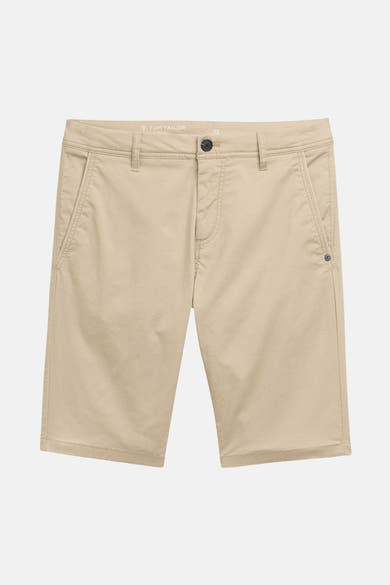Korte beige short van Tom Tailor, klassieke pasvorm met zijzakken en knoopsluiting.