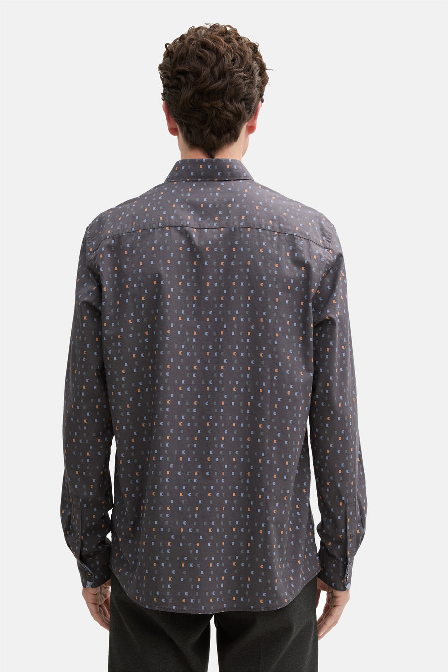 Grijze blouse met lange mouwen van Tom Tailor met visgraatprint, achterzijde.