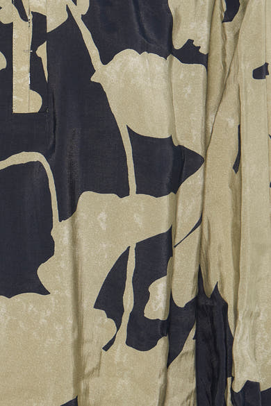 Blouse à manches longues multicolore de OPUS, motif abstrait noir et beige, tissu texturé.
