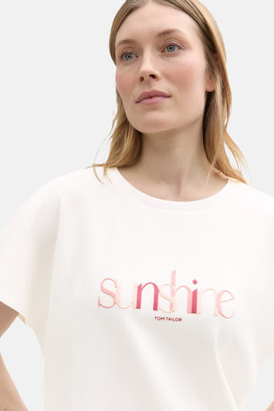 Ecru T-shirt met korte mouwen van Tom Tailor met roze 'sunshine' opschrift.