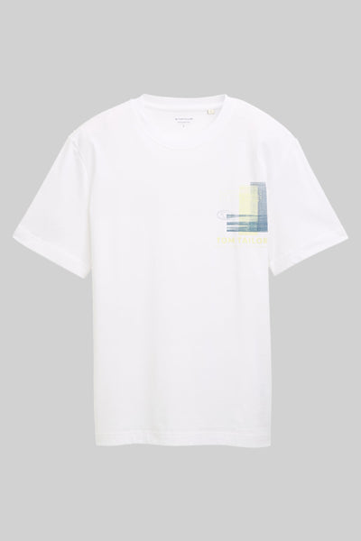 T-shirt blanc à manches courtes de Tom Tailor, avec motif graphique abstrait sur la poitrine.