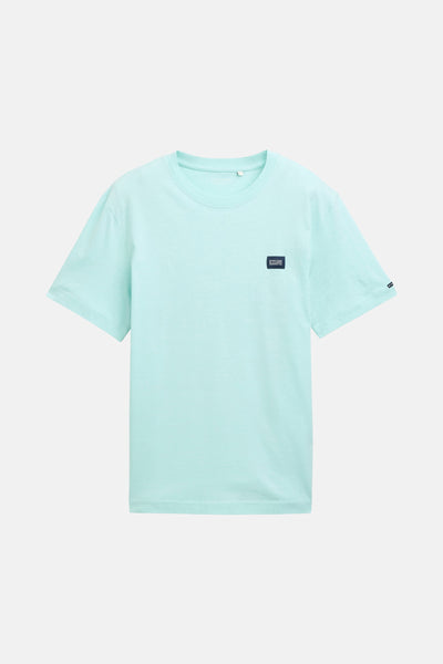 T-shirt turquoise à manches courtes de Tom Tailor, avec un patch logo carré sur la poitrine.