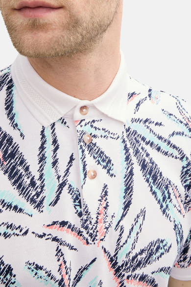 Multikleurig poloshirt met korte mouwen van Tom Tailor, met een grafische print van gestileerde bladeren.