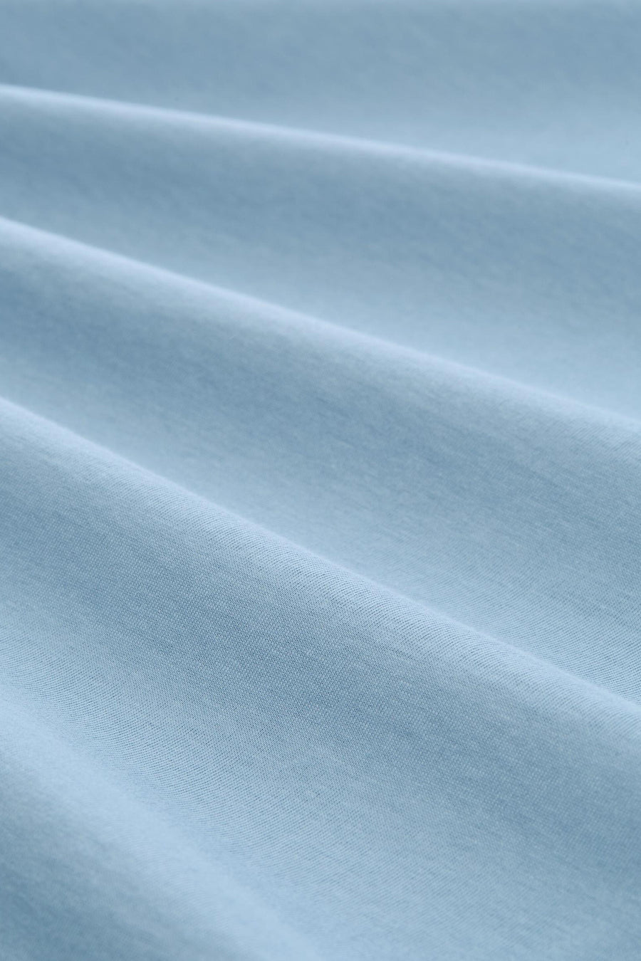 Lichtblauw T-shirt van Tom Tailor van zachte stof met delicate plooien.